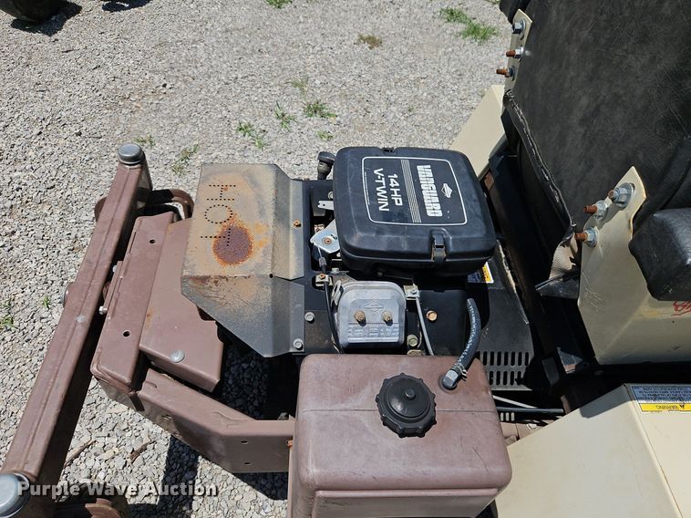 image for item EI3945 Grasshopper  614 ZTR lawn mower