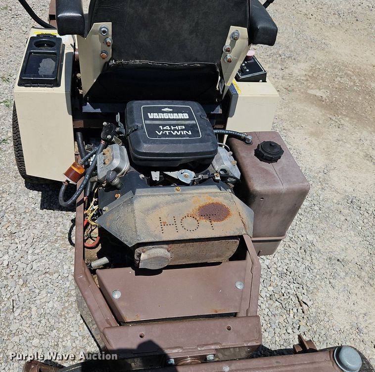 image for item EI3945 Grasshopper  614 ZTR lawn mower