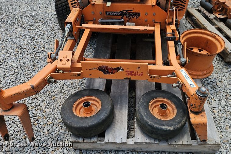 image for item EI3969 Scagg Turf Tiger ZTR lawn mower