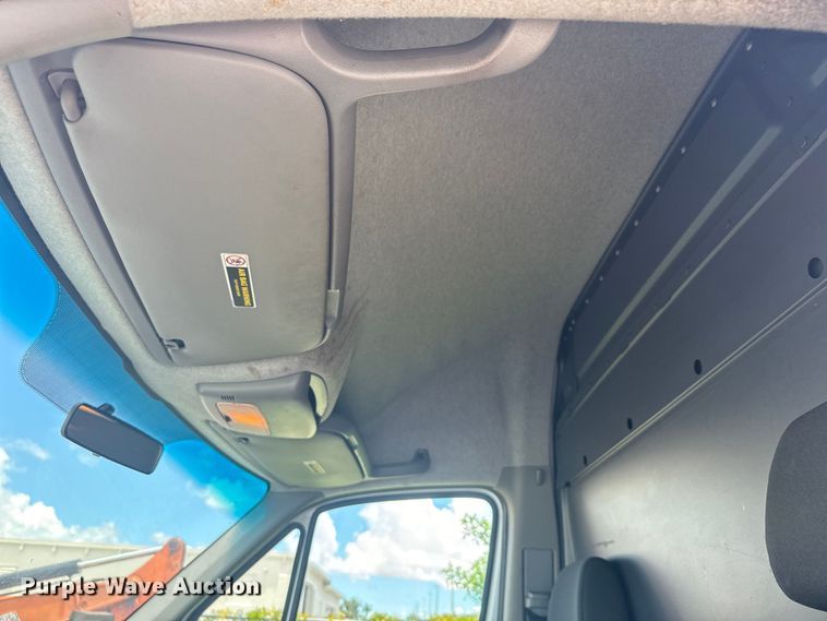 image for item EI4004 2011 Freightliner Sprinter 2500 van