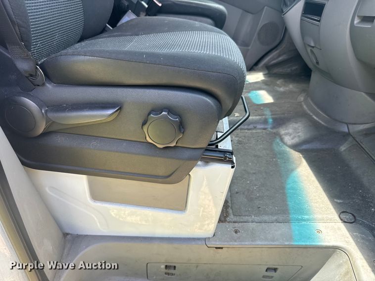 image for item EI4004 2011 Freightliner Sprinter 2500 van