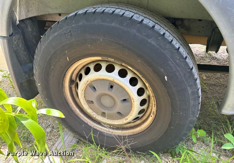 image for item EI4004 2011 Freightliner Sprinter 2500 van