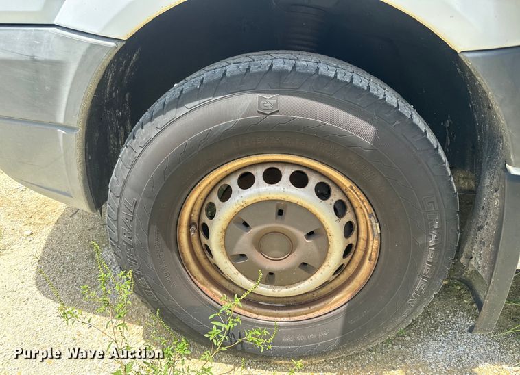 image for item EI4004 2011 Freightliner Sprinter 2500 van