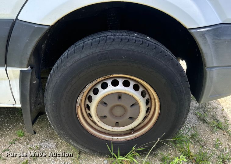 image for item EI4004 2011 Freightliner Sprinter 2500 van