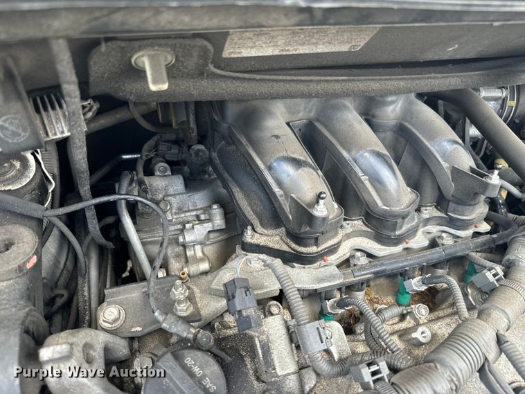 image for item EI4005 2016 Toyota Sienna LE van