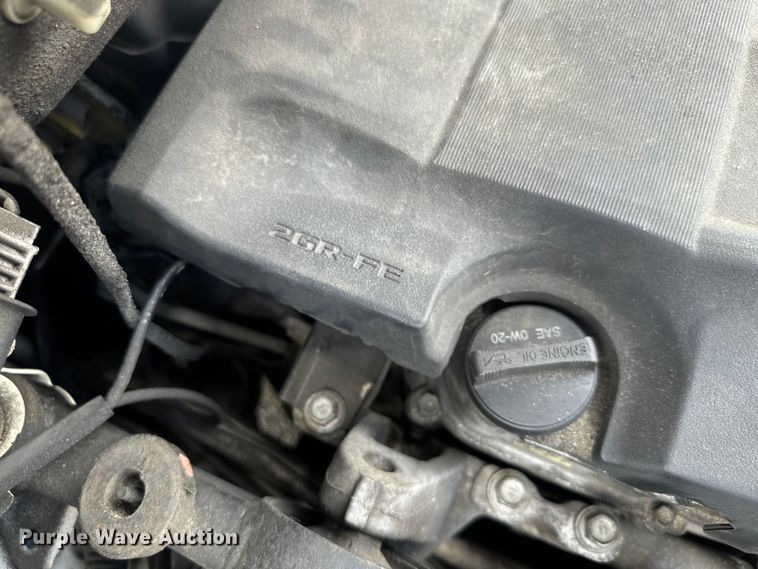 image for item EI4005 2016 Toyota Sienna LE van