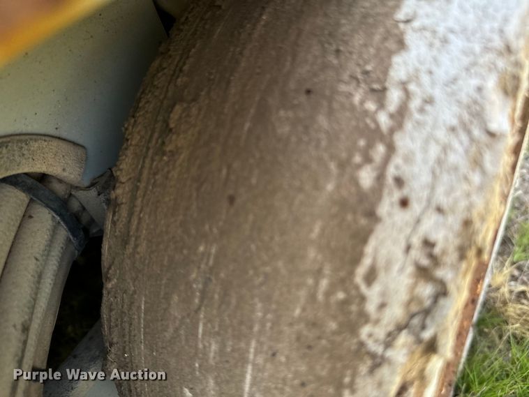 image for item EJ0307 Skyjack 3226 scissor lift