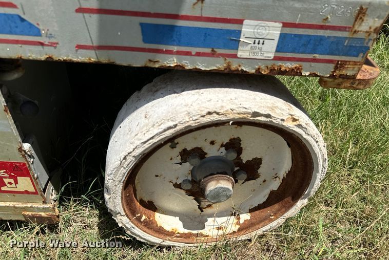 image for item EJ0307 Skyjack 3226 scissor lift