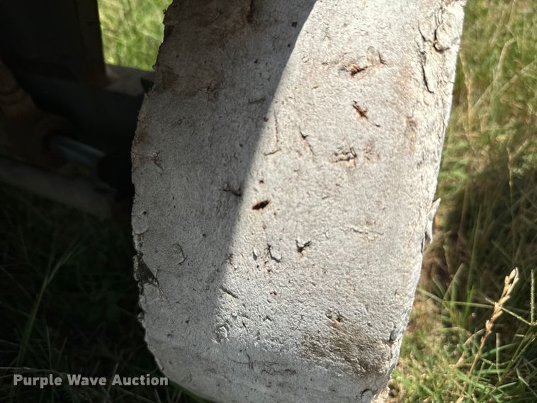 image for item EJ0307 Skyjack 3226 scissor lift