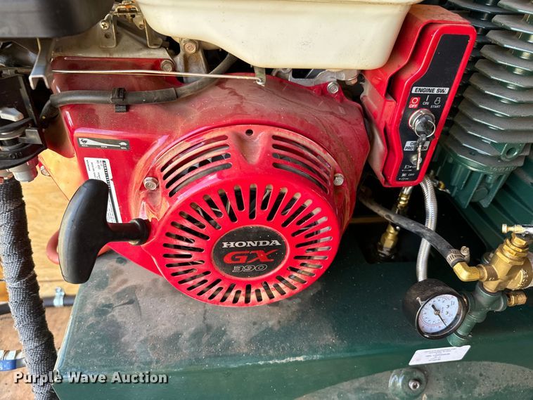 image for item EJ0308 2022 Deep South Cargo spray foam trailer 