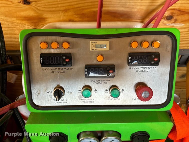 image for item EJ0308 2022 Deep South Cargo spray foam trailer 