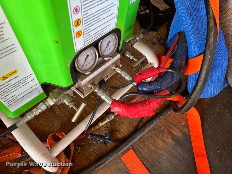 image for item EJ0308 2022 Deep South Cargo spray foam trailer 