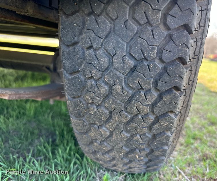 image for item EJ0308 2022 Deep South Cargo spray foam trailer 