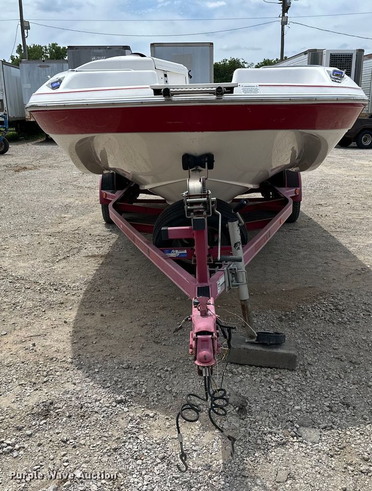 image for item EJ4340 2004 Ebbtide Campione boat