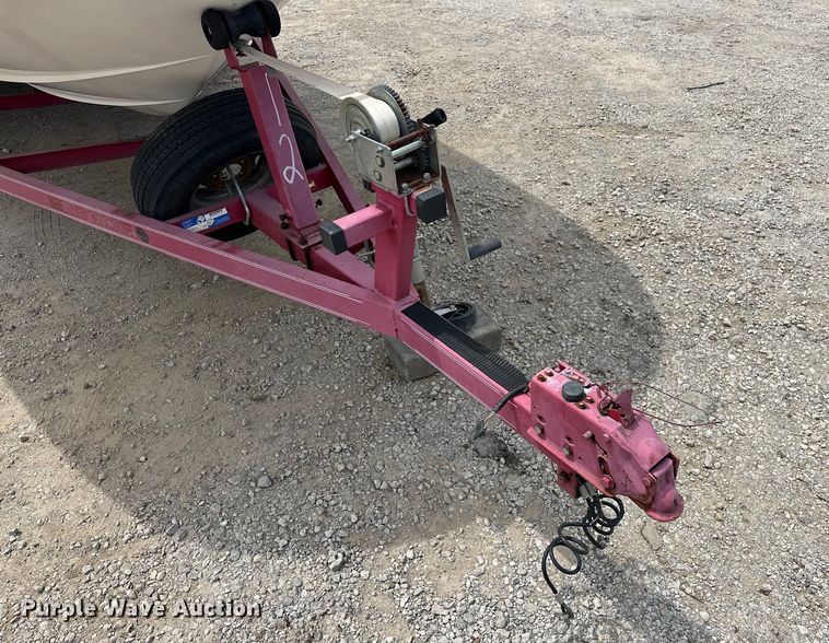 image for item EJ4340 2004 Ebbtide Campione boat