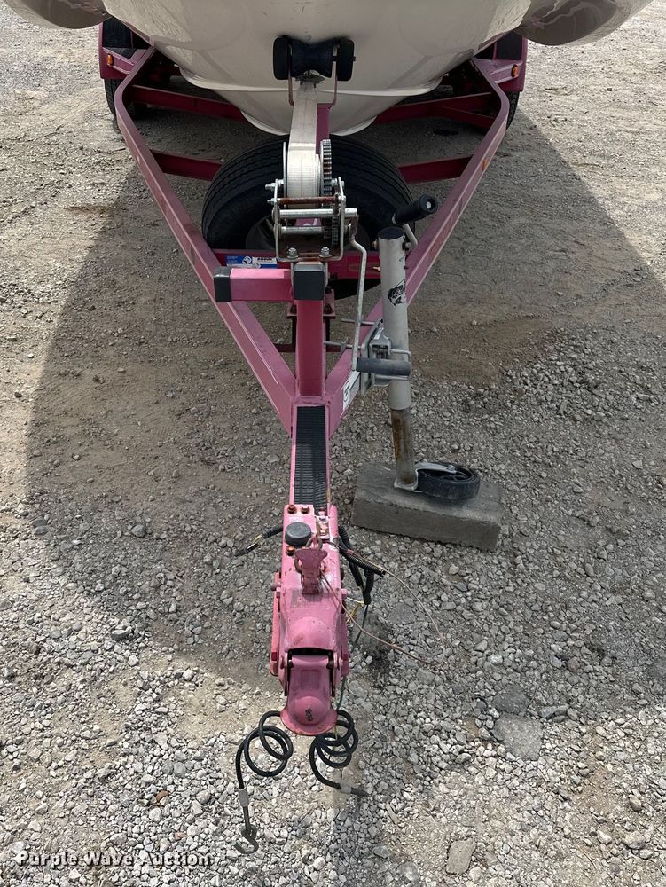 image for item EJ4340 2004 Ebbtide Campione boat