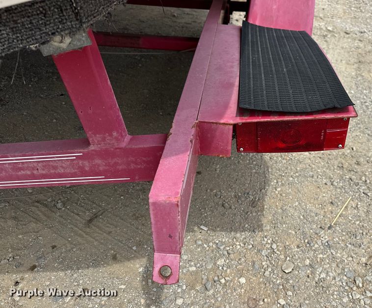 image for item EJ4340 2004 Ebbtide Campione boat