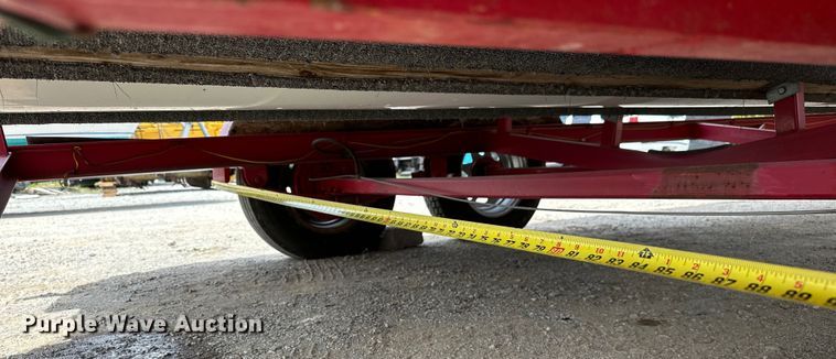 image for item EJ4340 2004 Ebbtide Campione boat