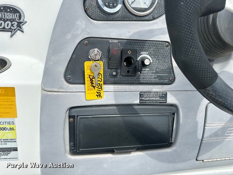 image for item EJ4340 2004 Ebbtide Campione boat