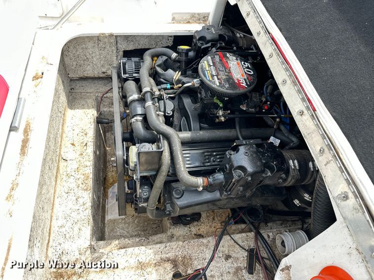 image for item EJ4340 2004 Ebbtide Campione boat