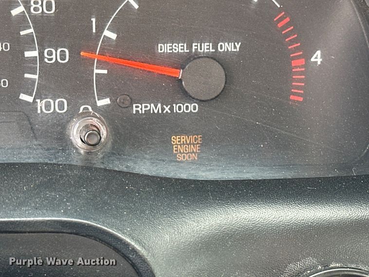 image for item EJ4366 2004 Ford F750 Super Duty truck cab and chassis