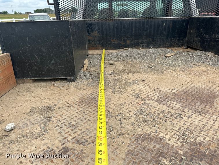 image for item EJ4382 2009 Ford F450 Super Duty Crew Cab flatbed truck