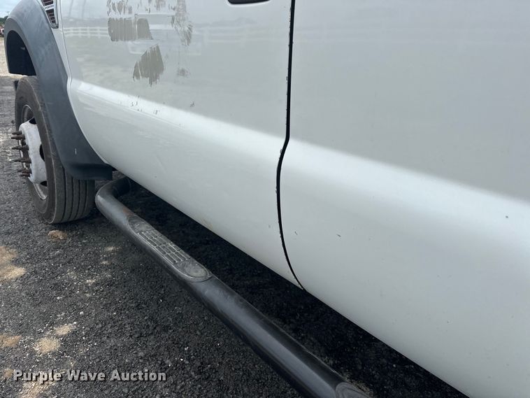 image for item EJ4382 2009 Ford F450 Super Duty Crew Cab flatbed truck