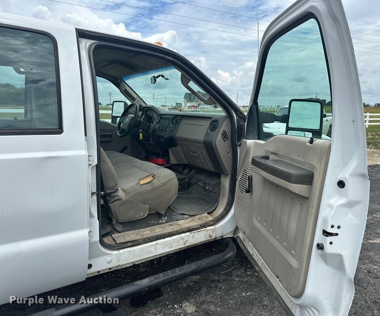 image for item EJ4382 2009 Ford F450 Super Duty Crew Cab flatbed truck