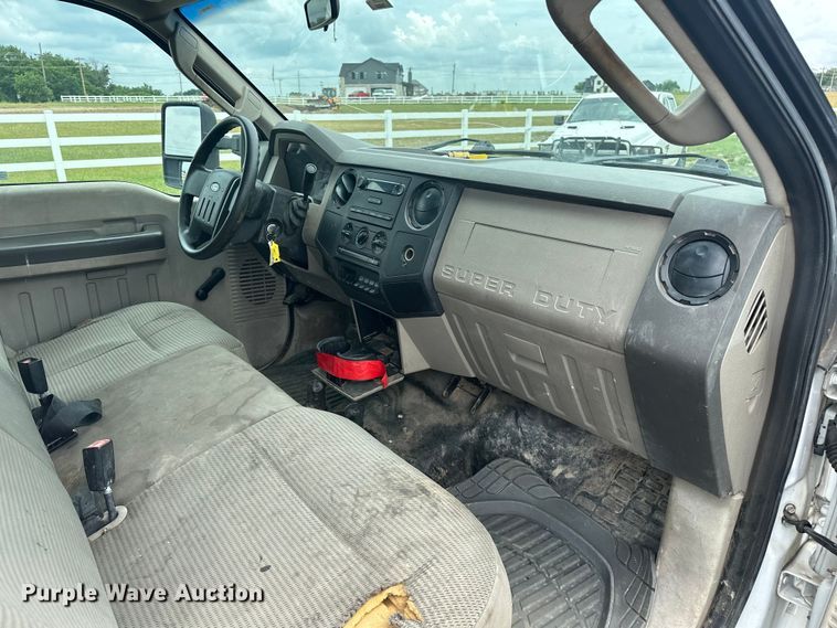 image for item EJ4382 2009 Ford F450 Super Duty Crew Cab flatbed truck