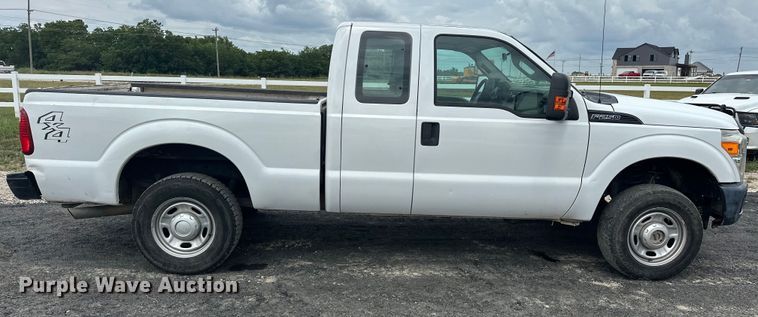 image for item EJ4383 2015 Ford  F250 Super Duty SuperCab pickup truck