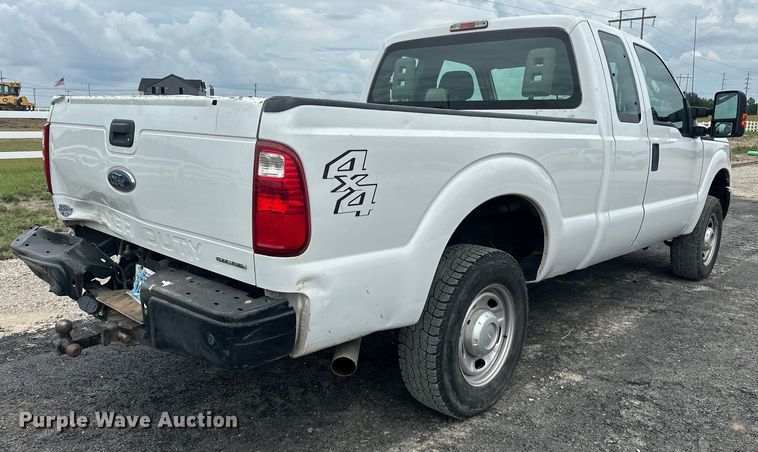image for item EJ4383 2015 Ford  F250 Super Duty SuperCab pickup truck