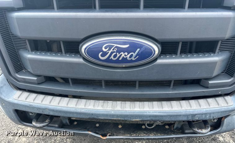 image for item EJ4383 2015 Ford  F250 Super Duty SuperCab pickup truck