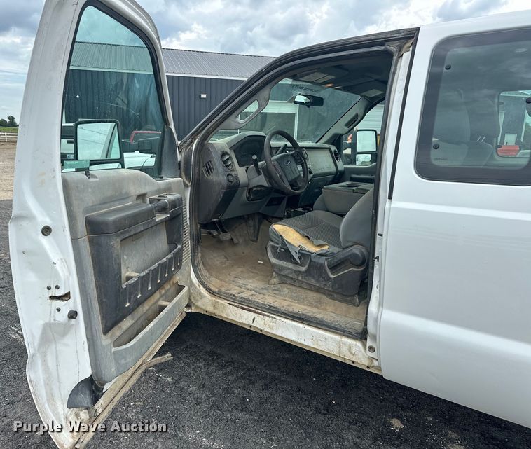 image for item EJ4383 2015 Ford  F250 Super Duty SuperCab pickup truck