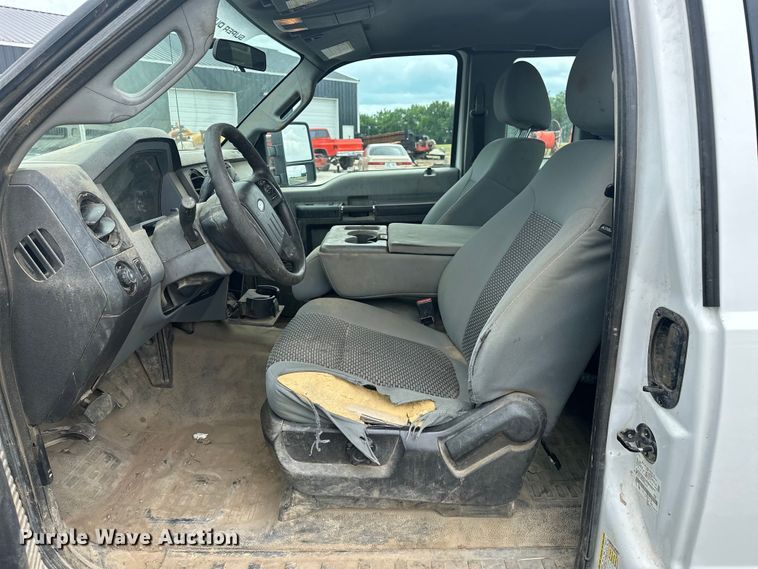 image for item EJ4383 2015 Ford  F250 Super Duty SuperCab pickup truck