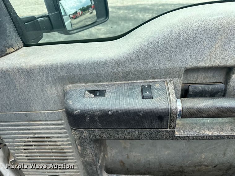 image for item EJ4383 2015 Ford  F250 Super Duty SuperCab pickup truck