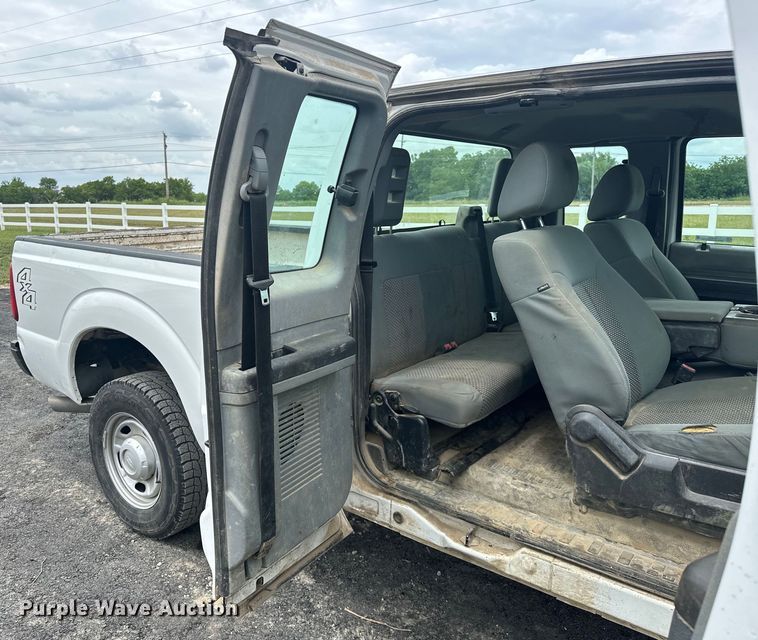 image for item EJ4383 2015 Ford  F250 Super Duty SuperCab pickup truck