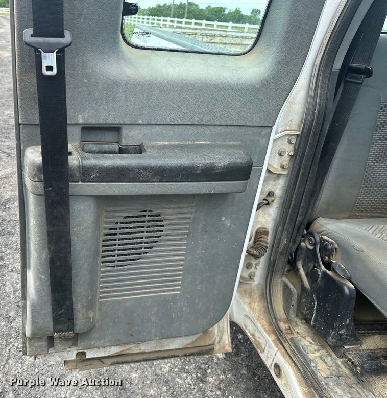 image for item EJ4383 2015 Ford  F250 Super Duty SuperCab pickup truck