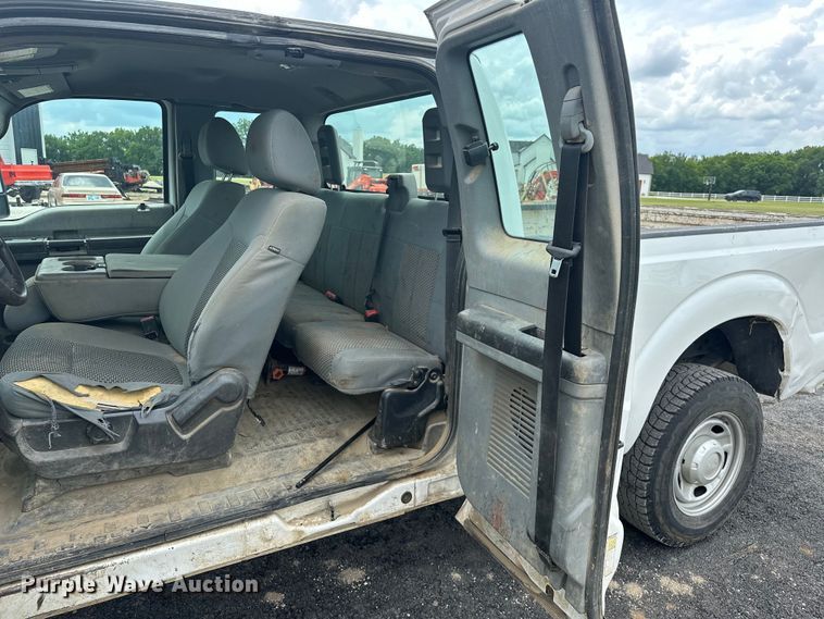 image for item EJ4383 2015 Ford  F250 Super Duty SuperCab pickup truck