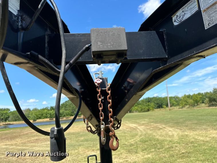 image for item EJ4384 2008 Big Tex 22GN-24BK+5 equipment trailer