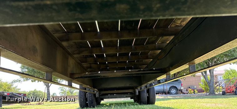 image for item EJ4384 2008 Big Tex 22GN-24BK+5 equipment trailer