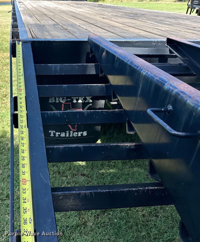 image for item EJ4384 2008 Big Tex 22GN-24BK+5 equipment trailer