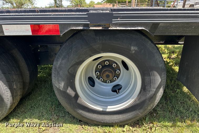 image for item EJ4385 2017 Elite equipment trailer