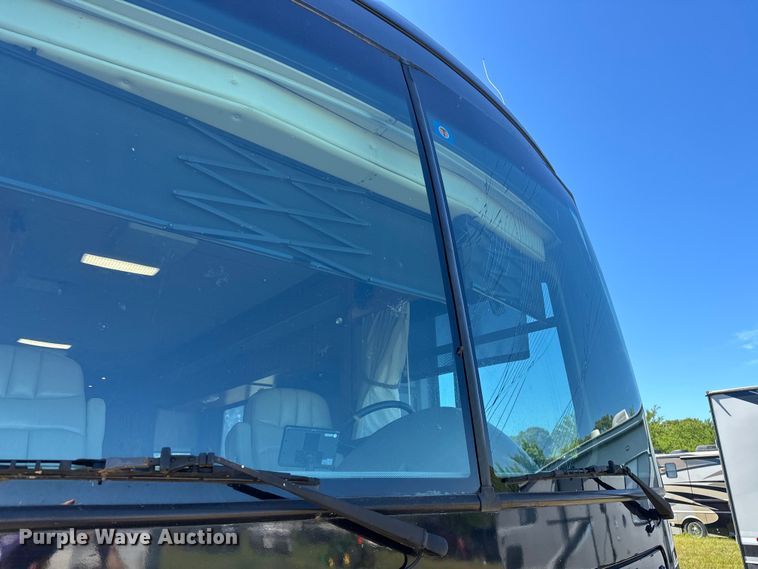 image for item EJ4387 2007 Fleetwood Discovery  RV