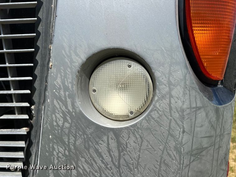 image for item EJ4387 2007 Fleetwood Discovery  RV