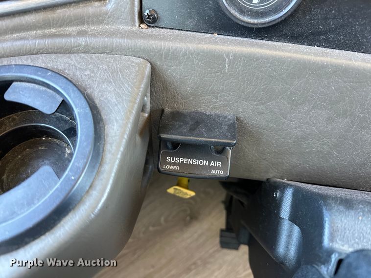 image for item EJ4387 2007 Fleetwood Discovery  RV