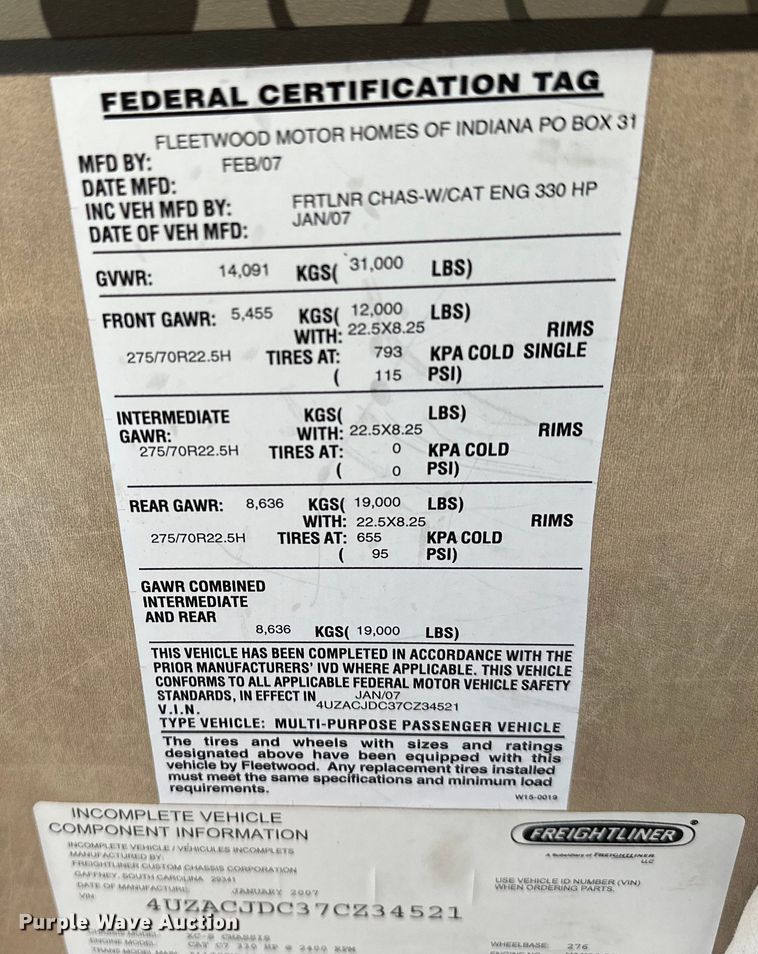 image for item EJ4387 2007 Fleetwood Discovery  RV