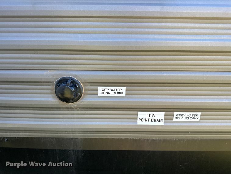 image for item EJ4391 2021 Jayco  284BHS camper