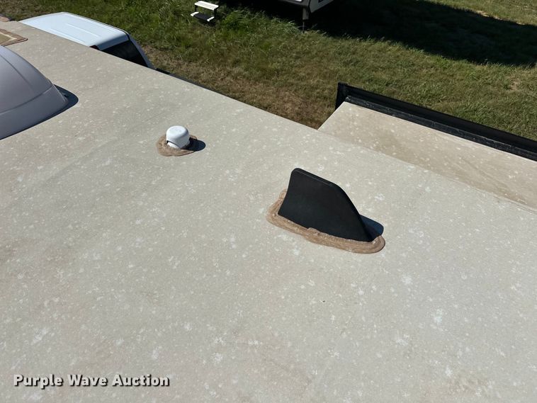 image for item EJ4391 2021 Jayco  284BHS camper