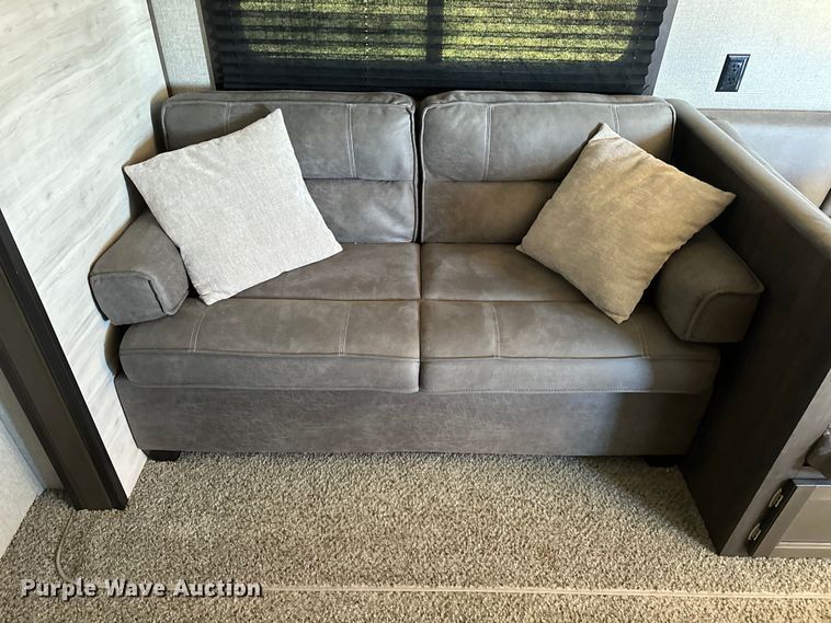 image for item EJ4391 2021 Jayco  284BHS camper