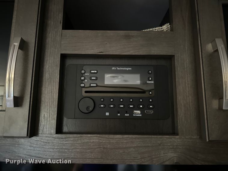 image for item EJ4391 2021 Jayco  284BHS camper